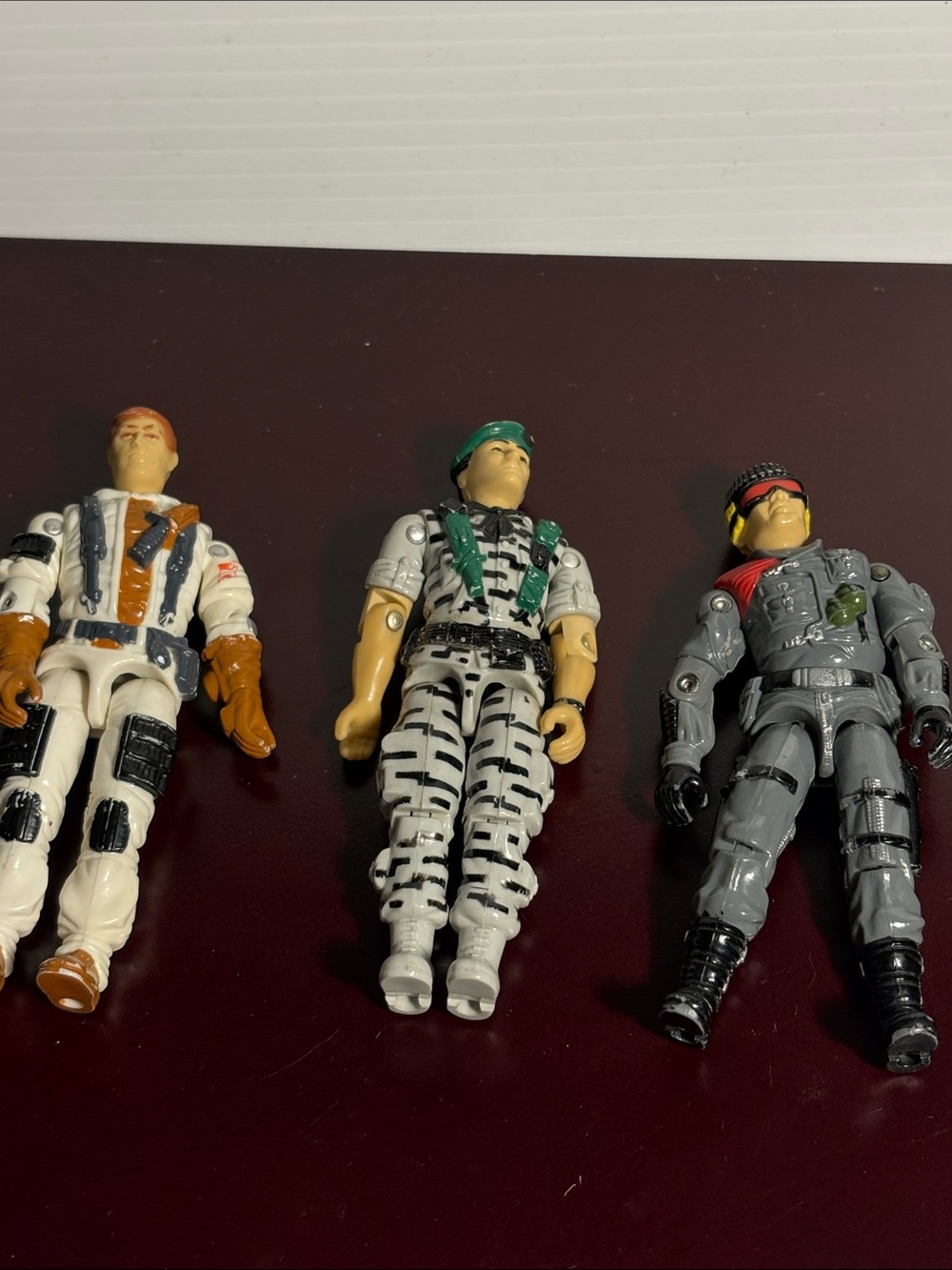 3 vintage G.I.Joe Action Figures 1986-1991. Lt.Falcon, Low Light & Blizzard